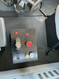 2026 Volvo VHD84B300