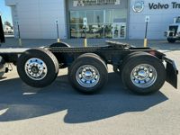 2026 Volvo VNL84T300