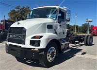 2025 Mack MD742