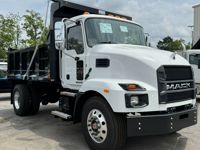 2026 Mack MD742