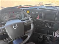 2024 Volvo VNL64T860