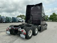 2025 Volvo VNL64T860