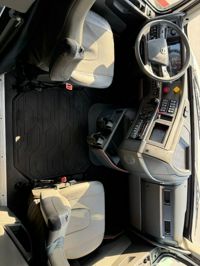 2023 Volvo VNL64T760