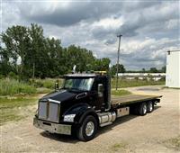 2024 Kenworth T880