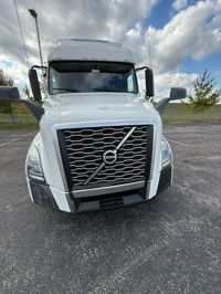 2024 Volvo VNL64T860