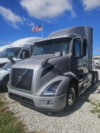 2025 Volvo VNR64T640