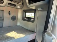 2023 Volvo VNL64T760