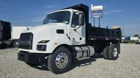 2026 Mack MD742
