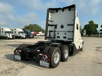 2026 Volvo VNL64T860
