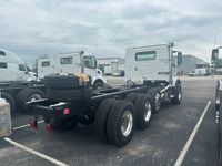 2026 Volvo VHD84B300