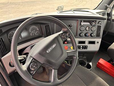 2021 Freightliner Cascadia