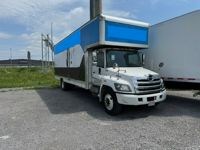 2020 Hino 268A