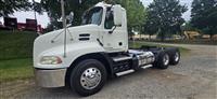 2017 Mack CXU613 Day Cab