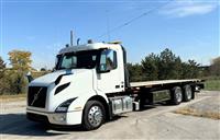 2024 Volvo VNR64300