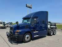 2024 Mack AN64T M742
