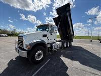 2025 Mack GR64F