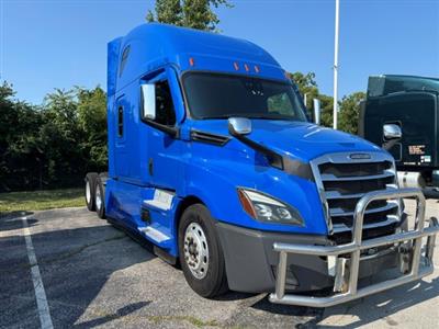 2022 Freightliner Cascadia 126