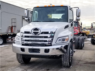 2027 Hino XL8