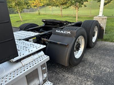 2024 Mack AN64T
