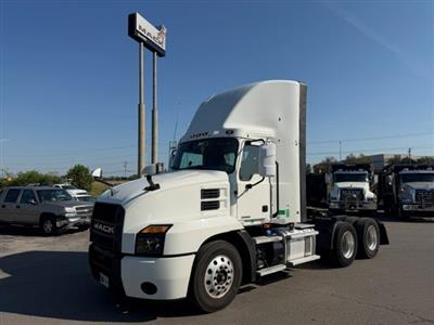 2024 Mack AN64T
