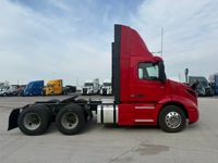 2020 Volvo VNR64300