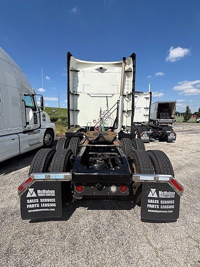 2022 Mack AN64T