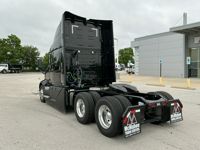 2026 Volvo VNL64T660