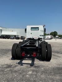 2026 Volvo VHD64B300