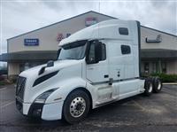 2021 Volvo VNL64T760