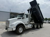 2025 Kenworth T880
