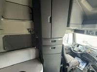 2023 Volvo VNL64T860