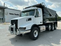 2026 Volvo VHD84B300