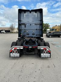 2026 Volvo VNL64T860