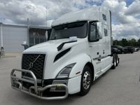 2023 Volvo VNL64T760