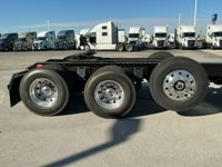 2026 Volvo VNL84T300