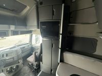 2023 Volvo VNL64T860