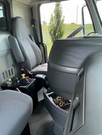 2026 Volvo VHD84B300