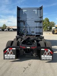 2026 Volvo VNL64T860