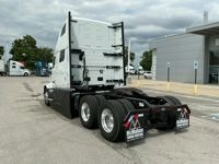 2026 Volvo VNL64T860