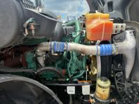2022 Volvo VNL64T760