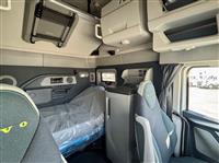 2026 Volvo VNL64T860