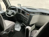 2026 Volvo VNL64T860