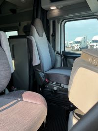 2026 Volvo VNL64T860