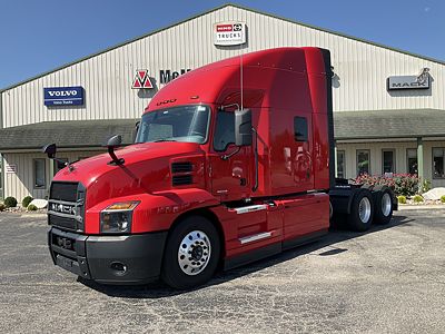 2024 Mack AN64T M742