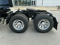 2026 Volvo VNL64T860