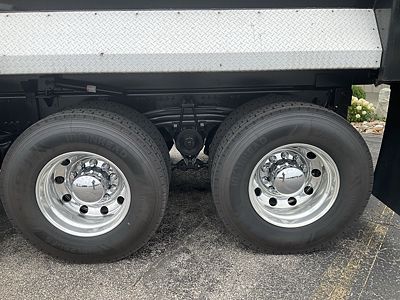 2024 Volvo VHD84F300