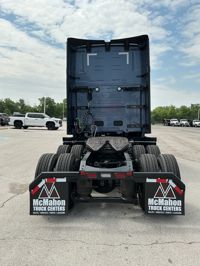 2026 Volvo VNL64T660