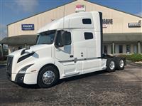 2021 Volvo VNL64T760