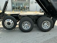 2026 Volvo VHD84B300