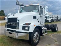 2025 Mack MD742